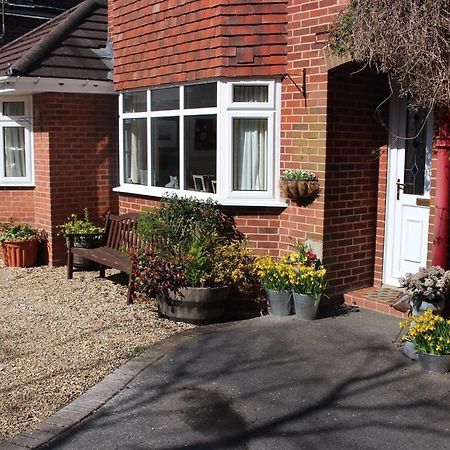 Honey Lodge Broadstone Exterior photo